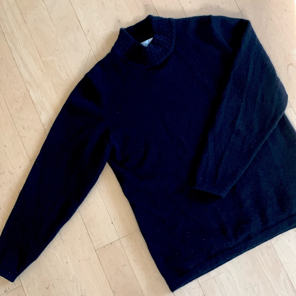 Black cashmere Sweater